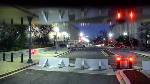0672USCG00K25SouthBarricadeInbound_2021-01-06_07h05min44s977ms.mp4