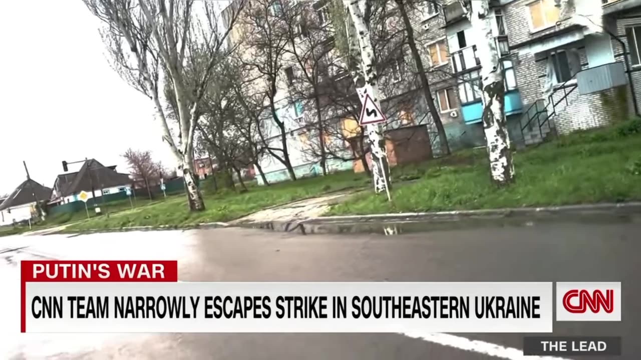 “See” the moment a CNN team “narrowly escapes” a “missile strike” in Ukraine. Does this Seem Fake?