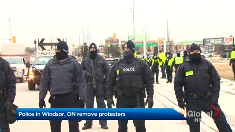 Trucker protests_ Police clear protesters at Ambassador bridge, make arrests- NEWS OF WORLD