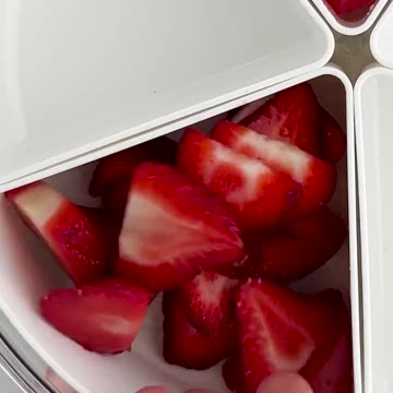 Summer Snack Box #snacks #fruit #Summer #fooddolls