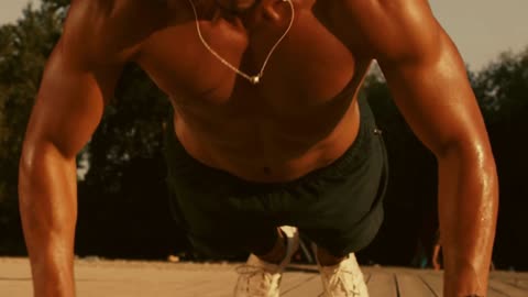 David Goggins - The Cure To Laziness Motivational Speech (1)