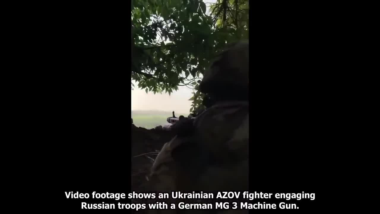 🔴 Ukrainian Azov Fighter Fires At Russian Forces With German MG3 Machine Gun