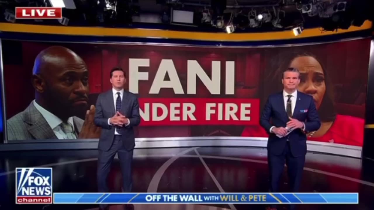 Fani Under Fire - off-the-wall with Will and Pete