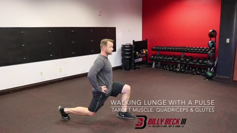 Walking Lunge With a Pulse