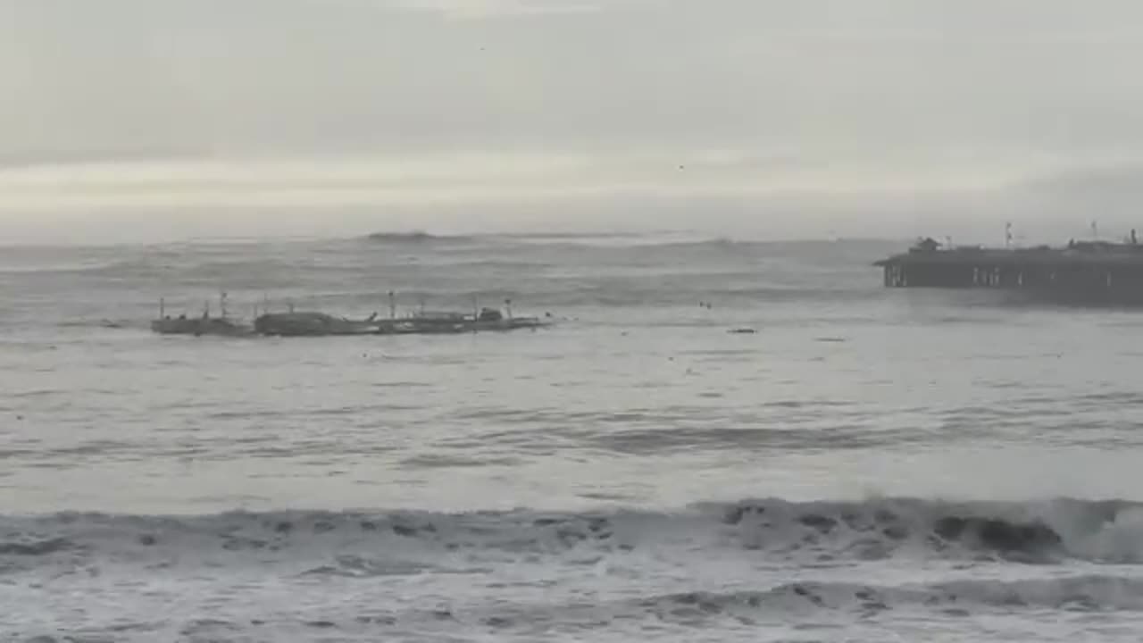 California Santa Cruz Pier to partially collapse