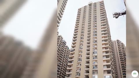 Gaur City 14th Avenue 2/3 BHK Apartments