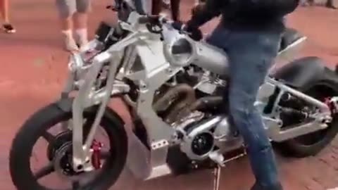 THIS IS A CUSTOM MOTORCYCLE THAT RUNS ON HYDROGEN