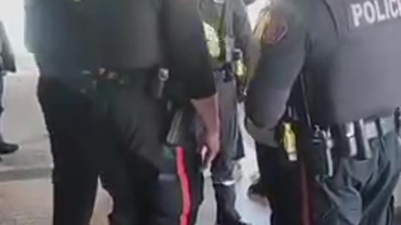 finally we exposed the true nature of this oppressive police in the service of the globalist elite