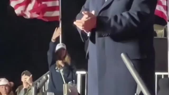 Trump Dances at Rally