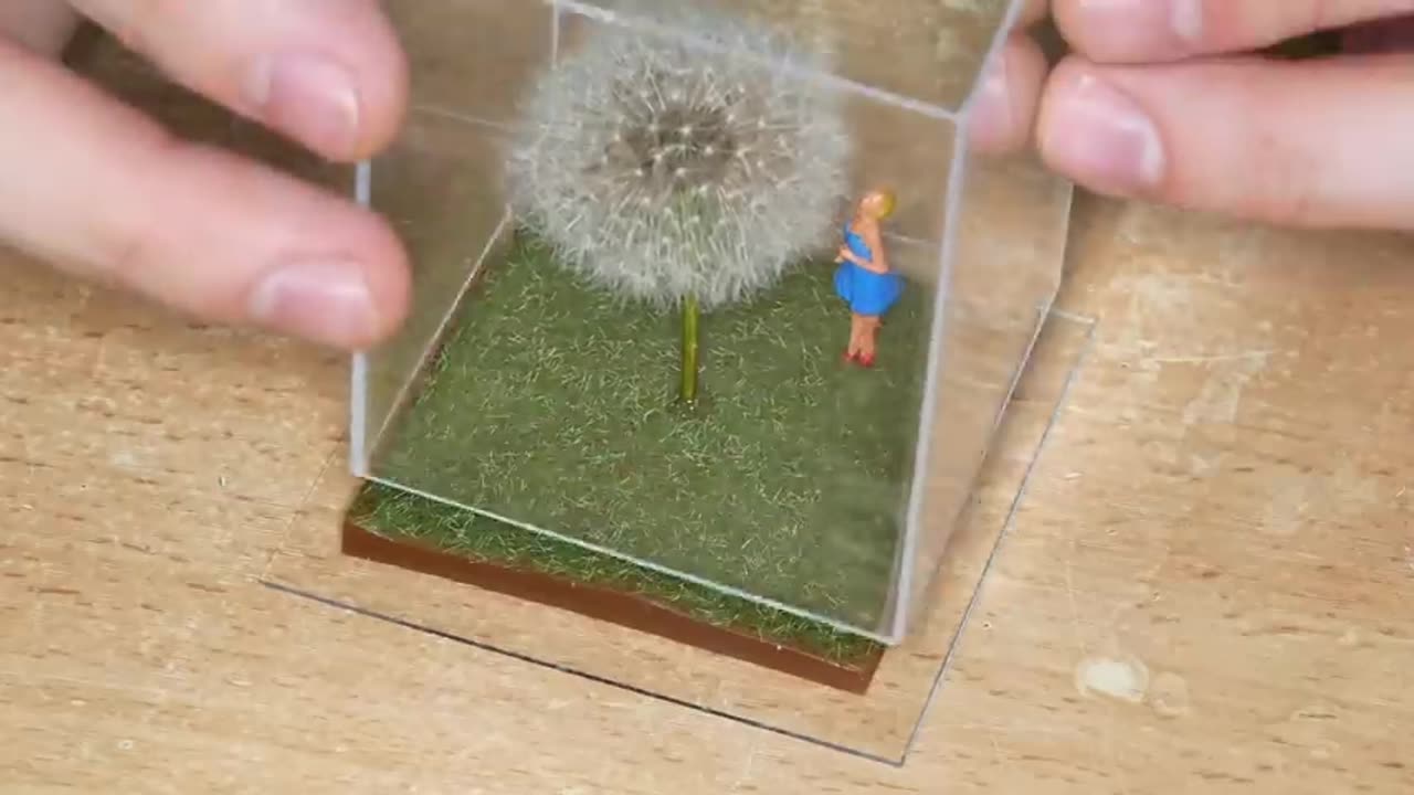 Dandelion In Epoxy Resin Diorama - A Magical Work Of Art!