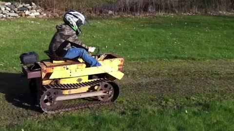Jims Dozer #17 Daniel on the Struck Mini Dozer.