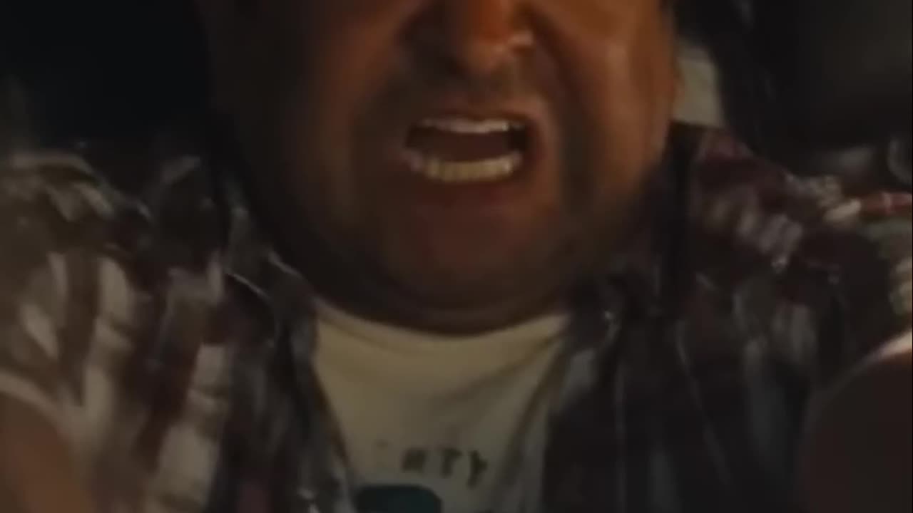 Epic Jump Scare! Adrenaline-Pumping Adventure Awaits