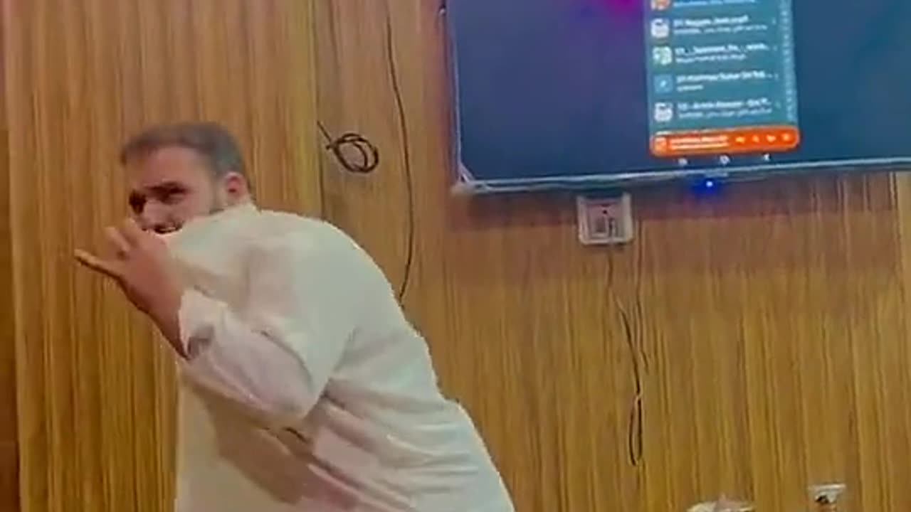 Molana very funny dance 🪩🩰