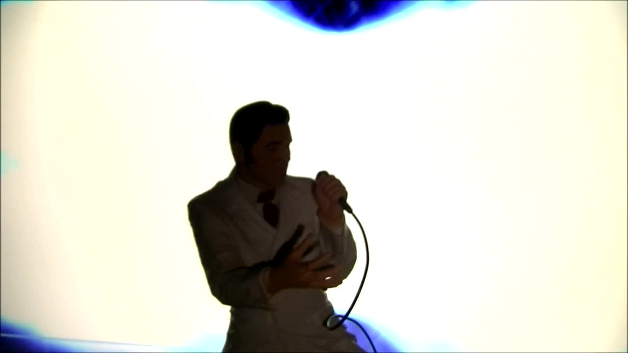 Elvis Presley I`m Moving On (Elvis Action Figure) HD