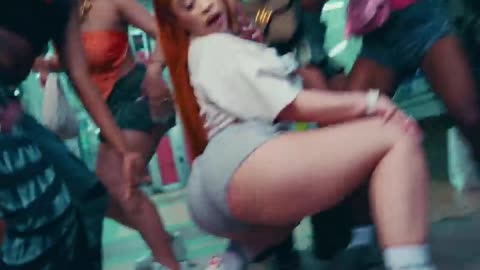 Ice Spice - Think U The Shit (Fart) (VIDEO)