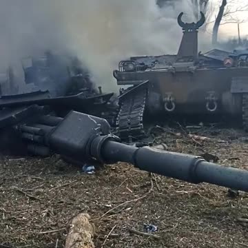 Russian shells destroyed Polish Krab self propelled howitzer supplied by Poland