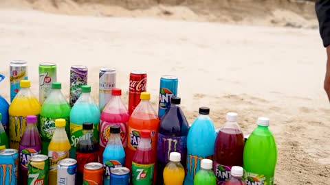 Coca Cola vs Mentos & Big Fanta, Mtn Dew, Monster, Schweppes, Sprite and Popular Sodas-12