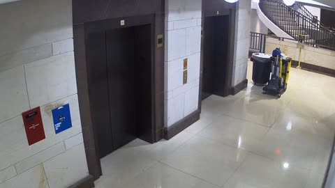 7050CVCLLElevator24-25Lobby_2021-01-06_00h00min00s383ms.mp4