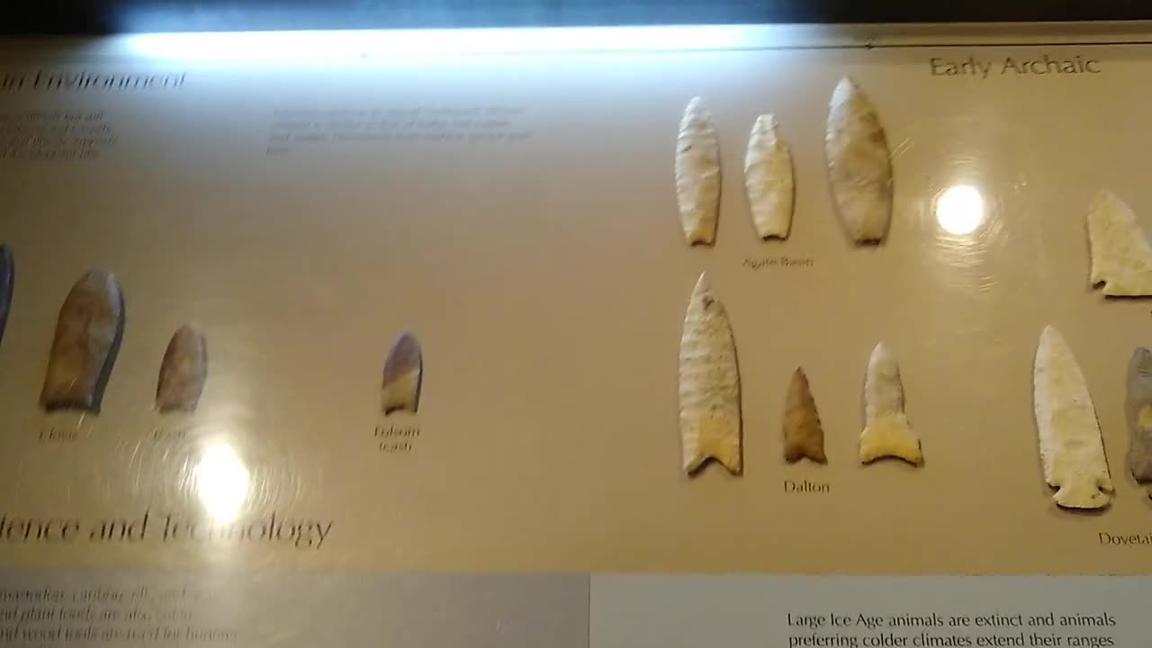 Arrowheads at Dickson Mounds