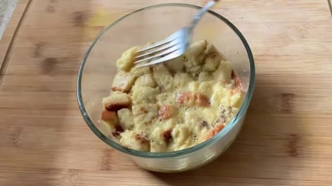 5 Minutes recipe _ Mix Egg & Bread for tasty recipe _ Quick and easy breakfast recipe #omelettepizza