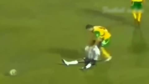 Amazing football referee you never seen what happened in match