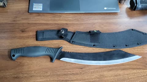 Schrade SMACH1 Machete..