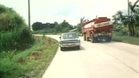 CRINGE Car Chase in Slash - 1984