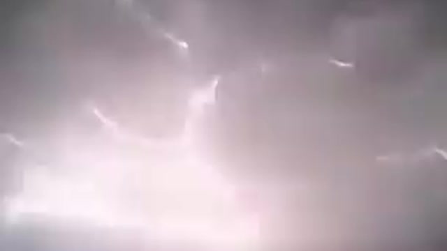 Totally not natural lightning strikes show in Medina, Saudi Arabia