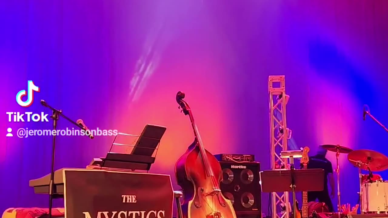 On tour with The Mystics