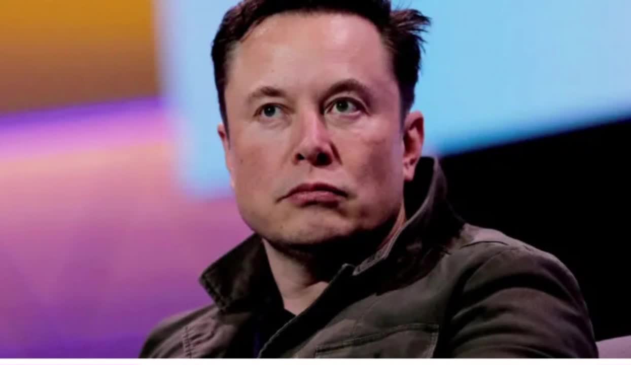 Elon Musk tells Tesla employees don’t be ‘bothered by stock market craziness’