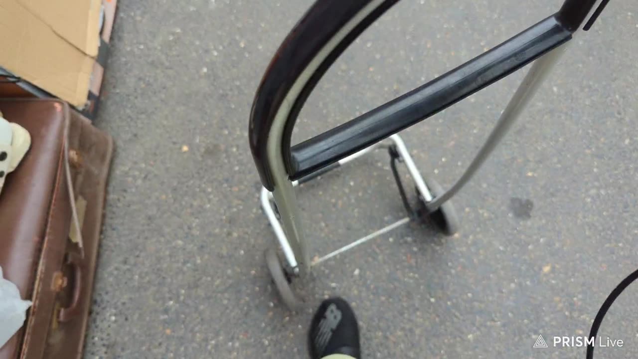 2023-07-07 (10) - TwitchCon préparation Paris - Twitch Decheterie