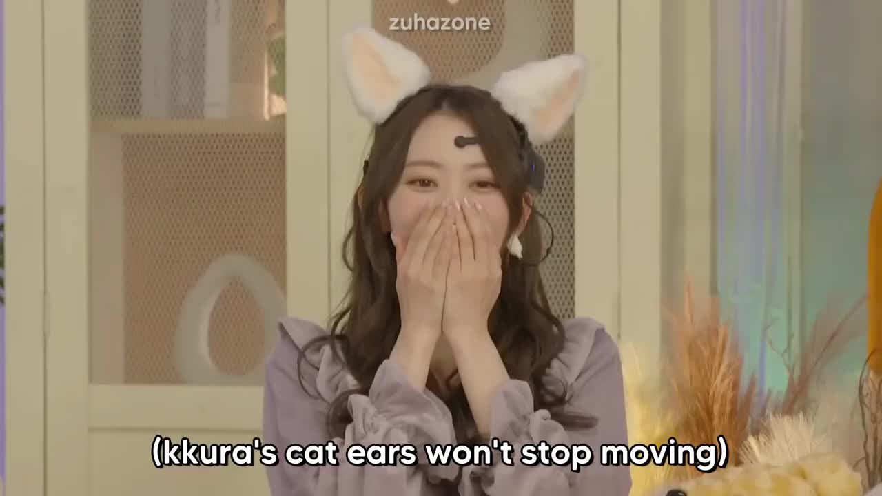 sakura's cat ears won't stop moving