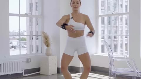 Engaging Ballet Workout: Pulse Your Way to Toned Arms