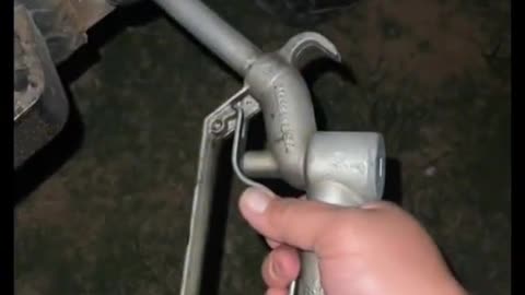 Cleaning exhaust pipe