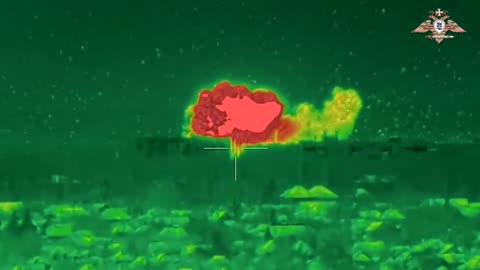 Russian bombing of Ukrainian positions in Avdiivka (thermal camera)