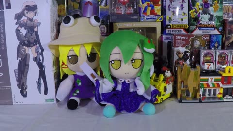 Touhou Sanae fumo unboxing