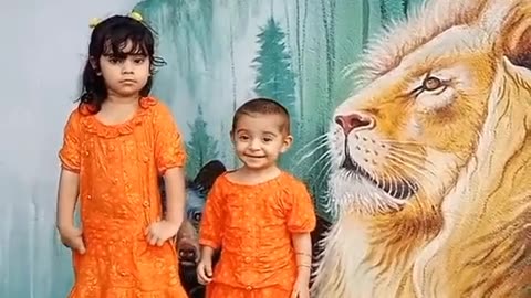 Kids at Zoo 🦁🐯🐎🦓