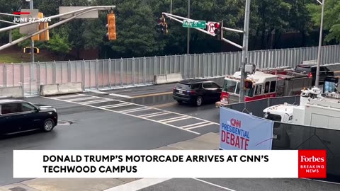 Donald Trump's Motorcade Arrives Ahead Of Tonight's Presidential Debate