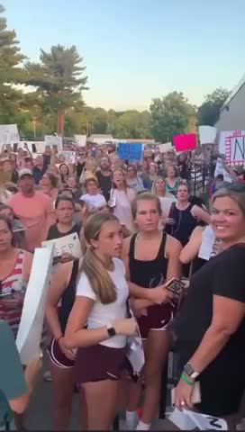 Anti mask school protest in TN!