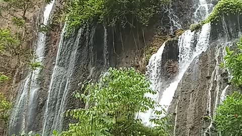 Waterfall video