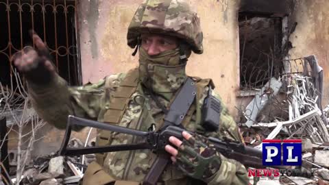 Ukraine War - Russian Soldiers Evacuate Children