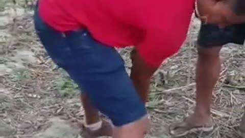 O senhorzinho deu 10 a 0 nos novinhos kkkk