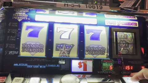 5-Reel Diamond Jackpots Slot 💎🎰