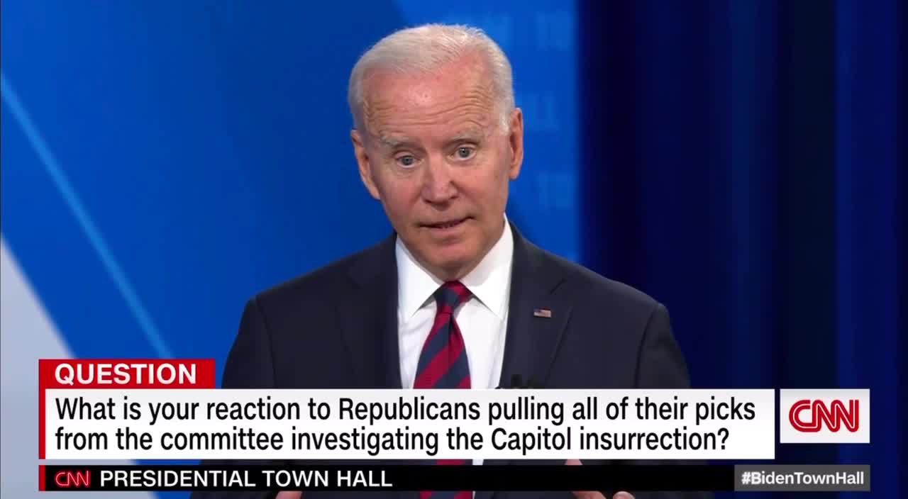 Biden: “QAnon?