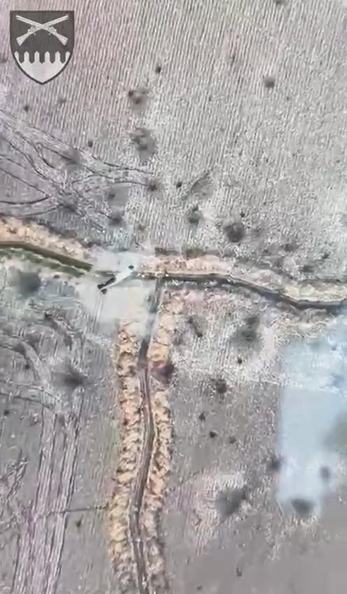 Bomb Wipes Out Russians Firing on Ukrainian Troops