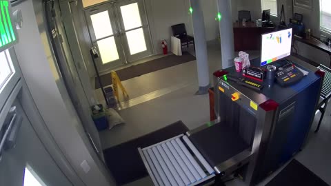 0971USCG00SouthTrailer_2021-01-06_15h20min01s837ms.mp4