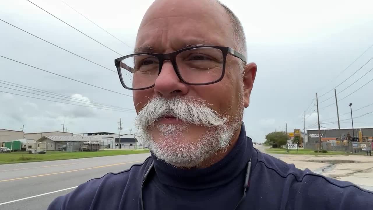 THE CONDITION NEGROS BLANCOS WHITEAMERIENGLIS WILL BE CESSED