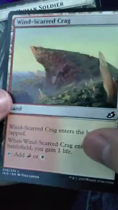 Cracking packs 003 - Magic the Gathering MTG Ikoria Lair of Behemoth Draft Booster