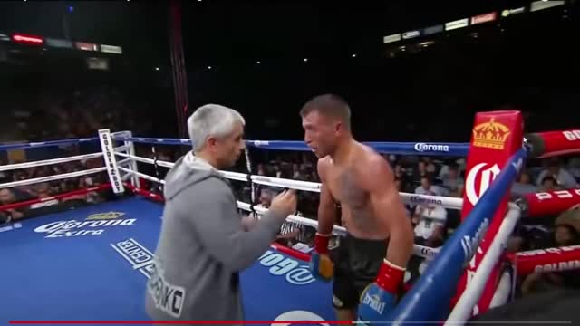 Lomachenko vs Dary Russell Round 9