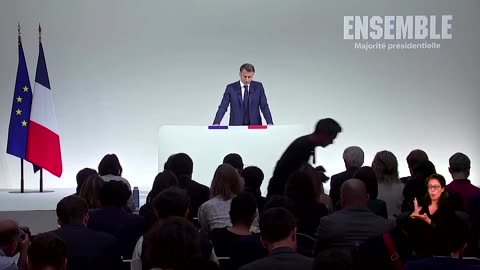 Macron asks parties to form a pact against far-right